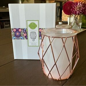 Scentsy Wax Warmer - Wire You Blushing?